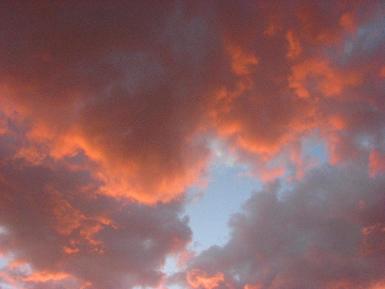 Sunset colouring the clouds
