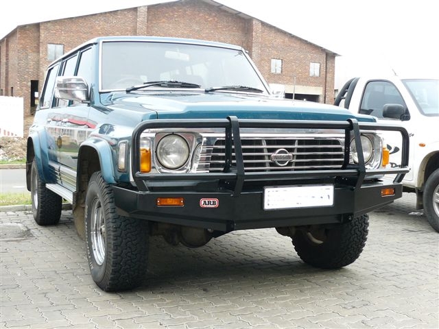 ARB Bullbar op Jules se GQ.JPG