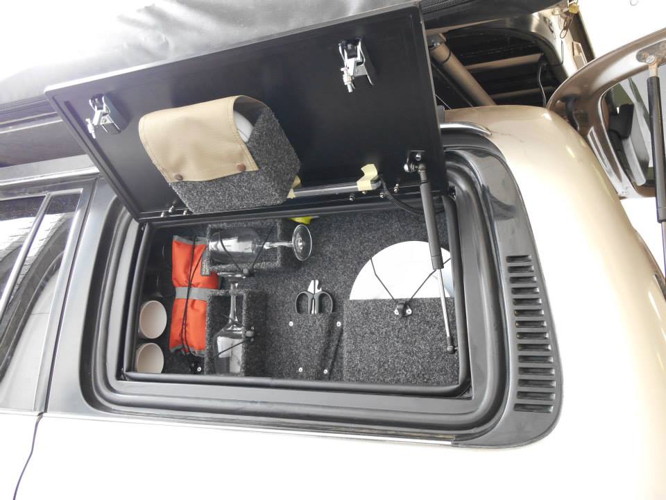 LC gullwing.jpg