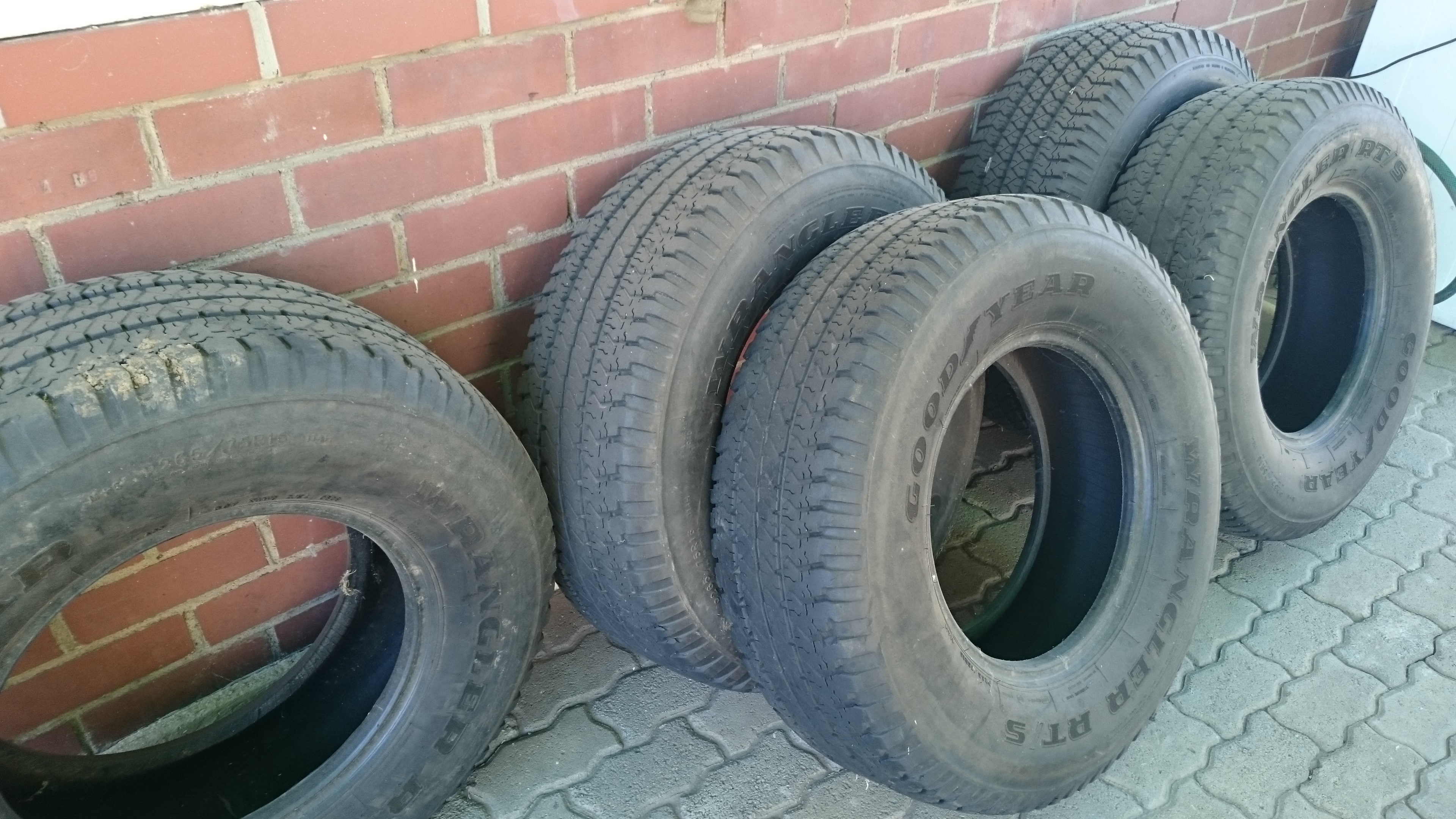 tyres.JPG