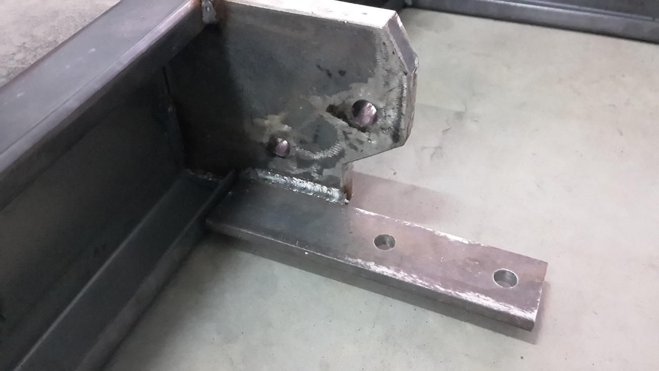 Bumper bracket complete.jpg