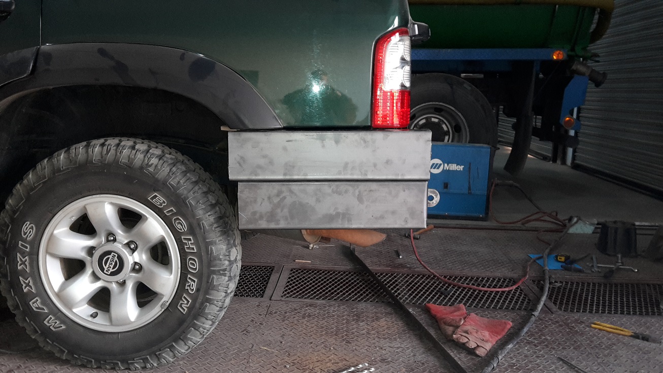 Corner fabrication 1.jpg