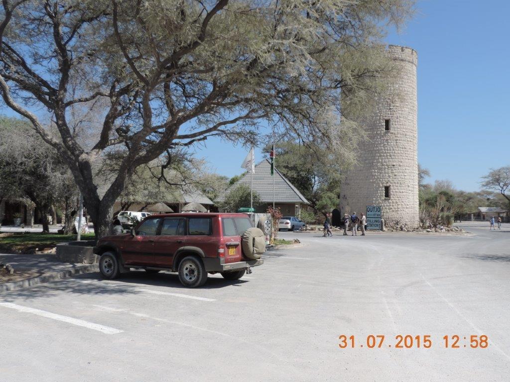 Etosha-Okaukeujo-Halali-Namutoni 039.jpg