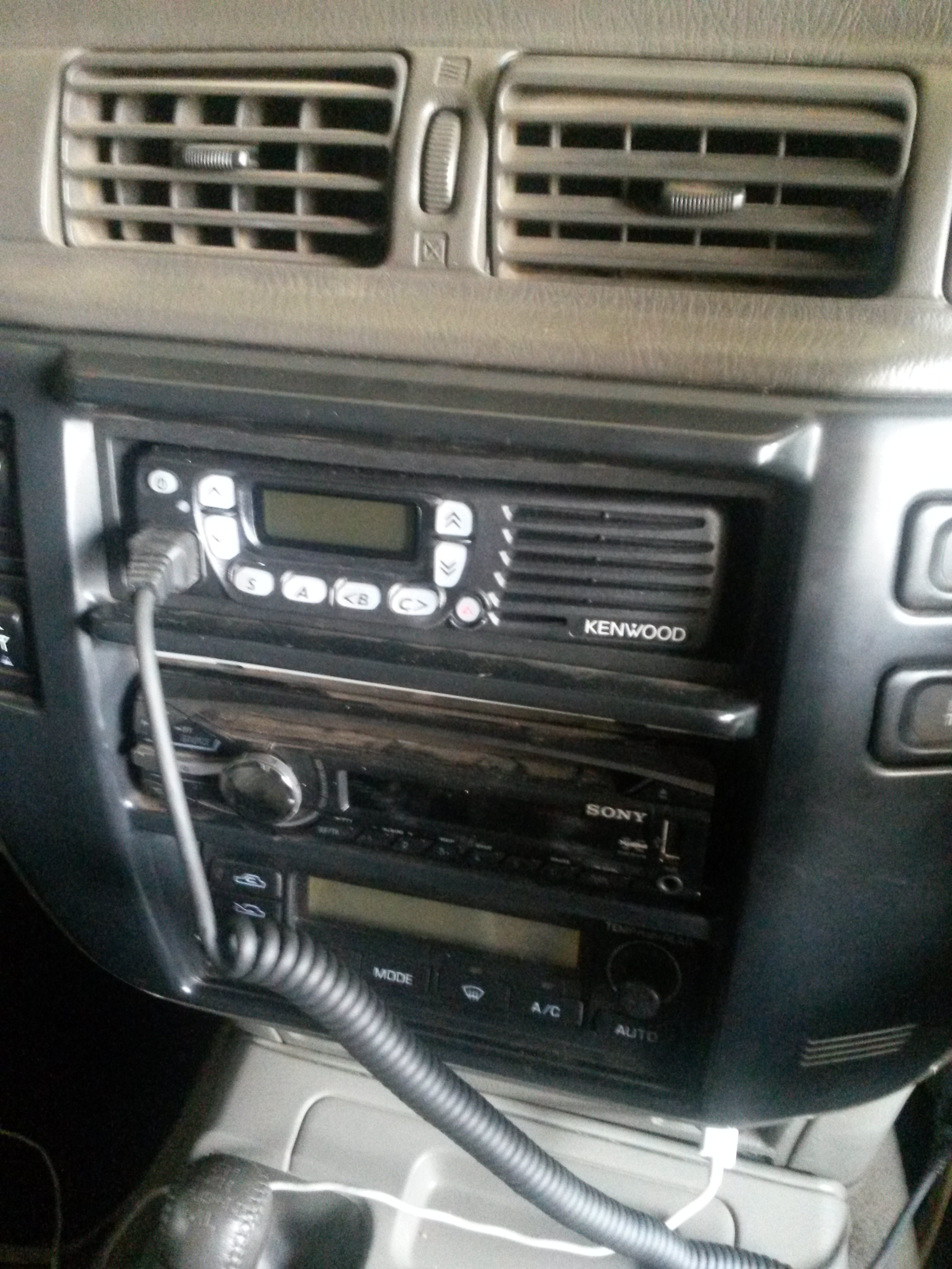 VHF.jpg