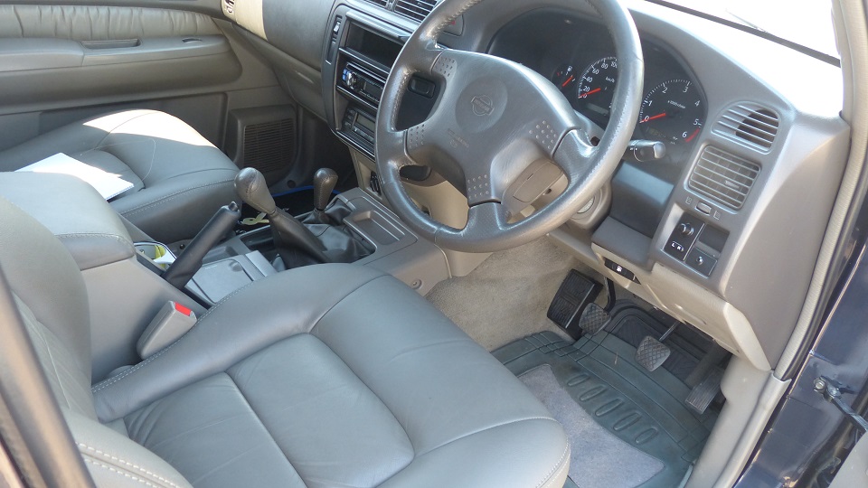 nissan patrol en xr 008.JPG