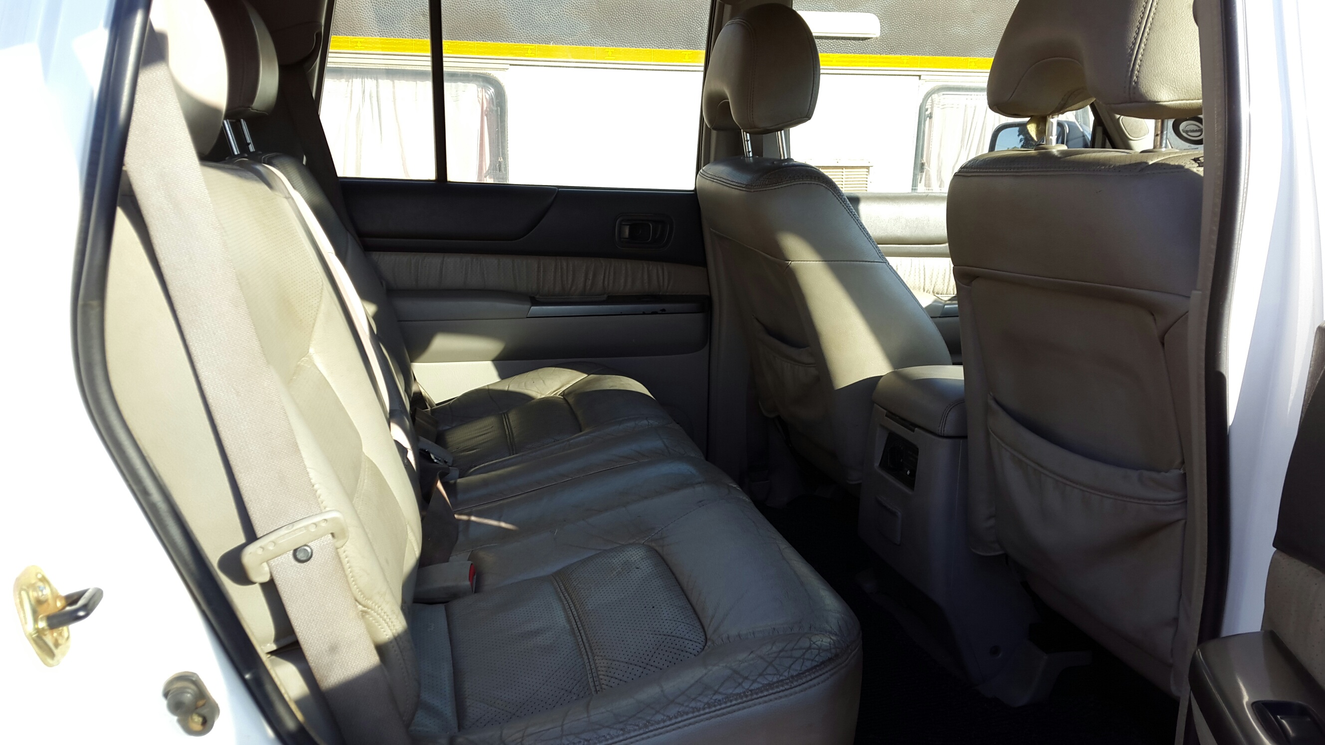 14343646181703384004PATROL Rear Internal Seats.jpg
