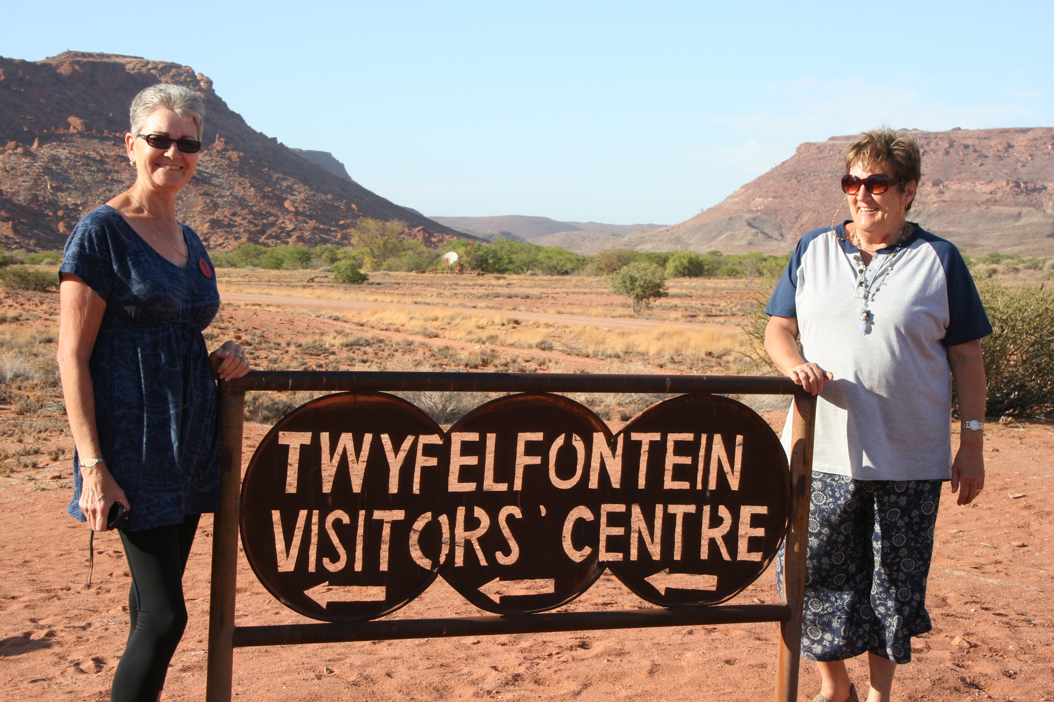 Twyfelfontein.JPG