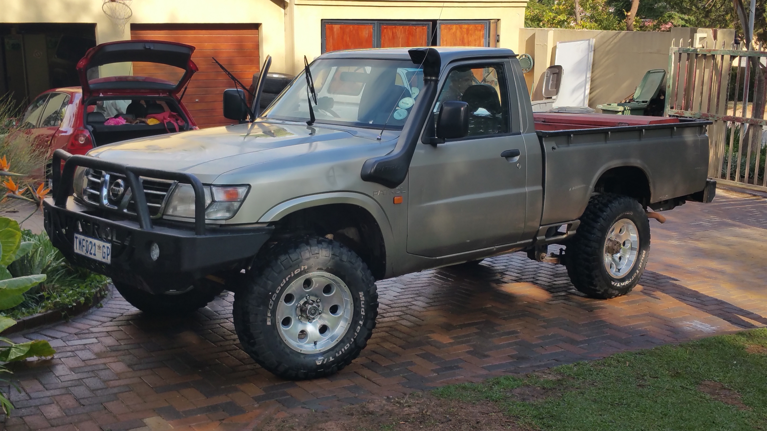 My bakkie as hy skoon is