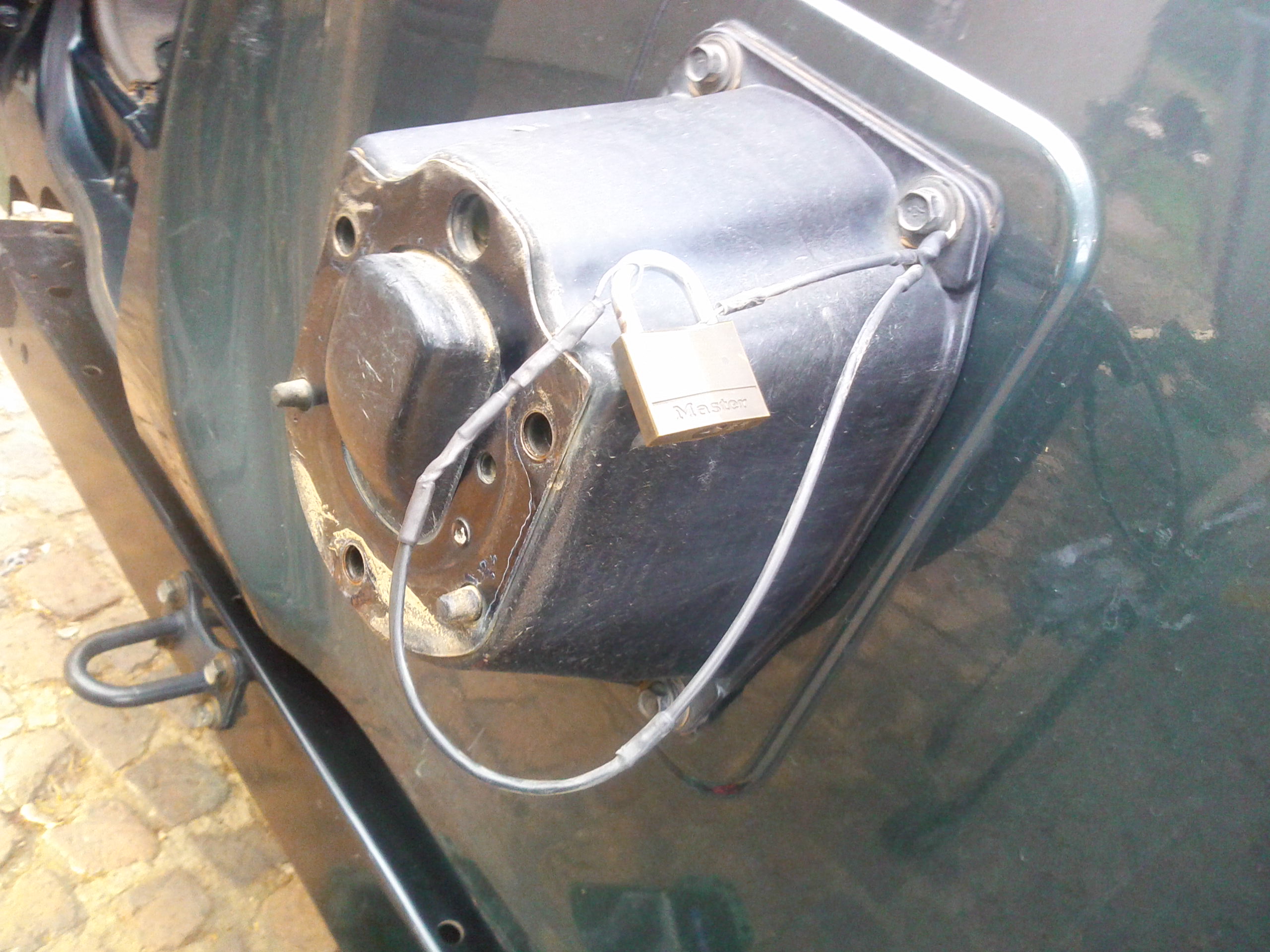 Wheel lock.jpg