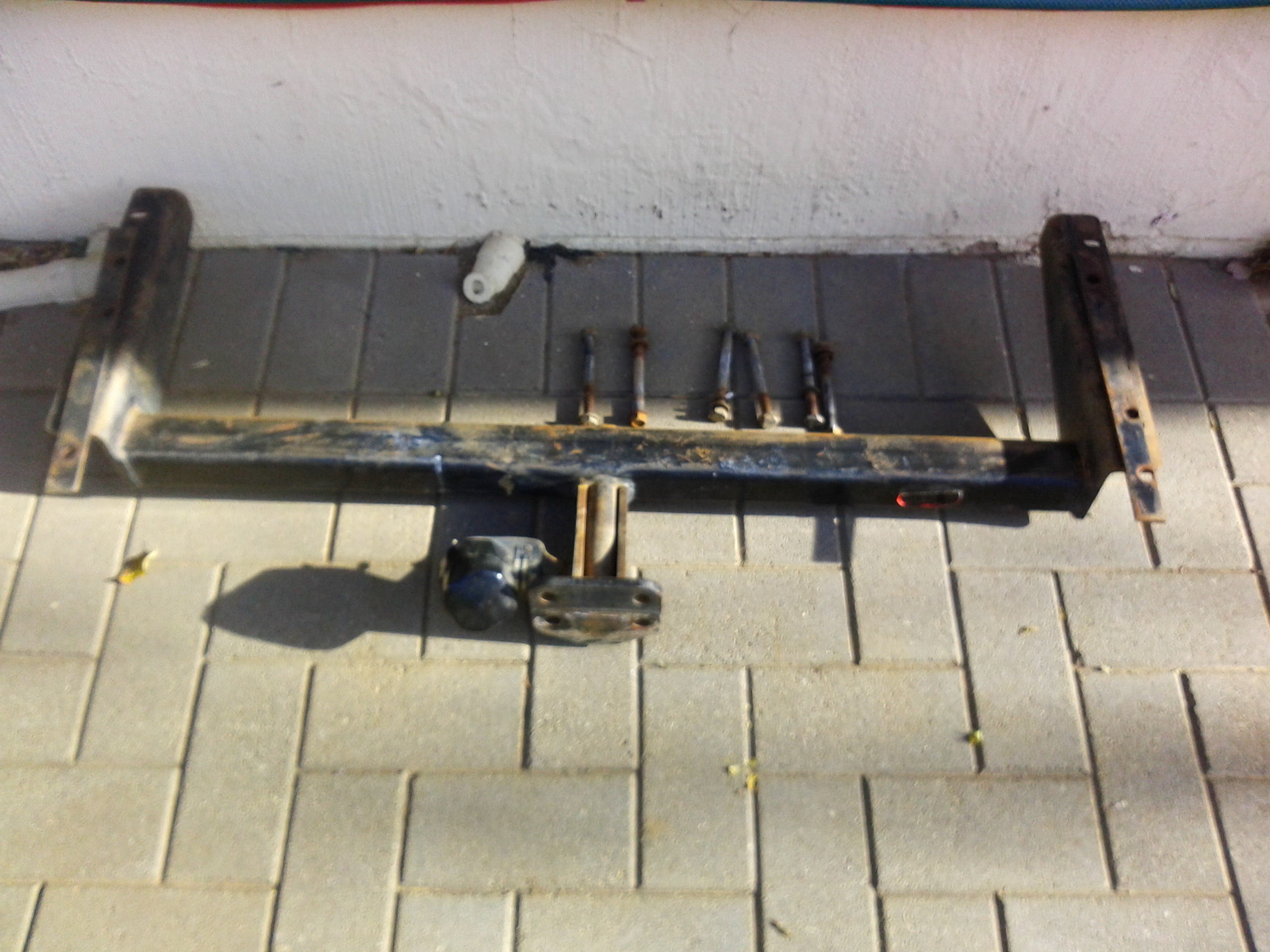 Towbar.jpg