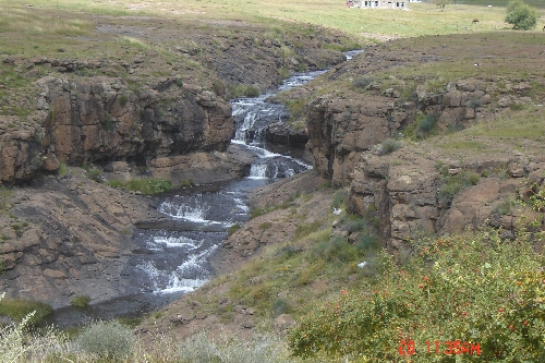BUT ... the beauty of the scenery is breathtaking. And not all the raods are as bad as this :-)