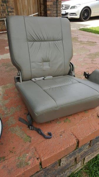 Jumpseat.jpg