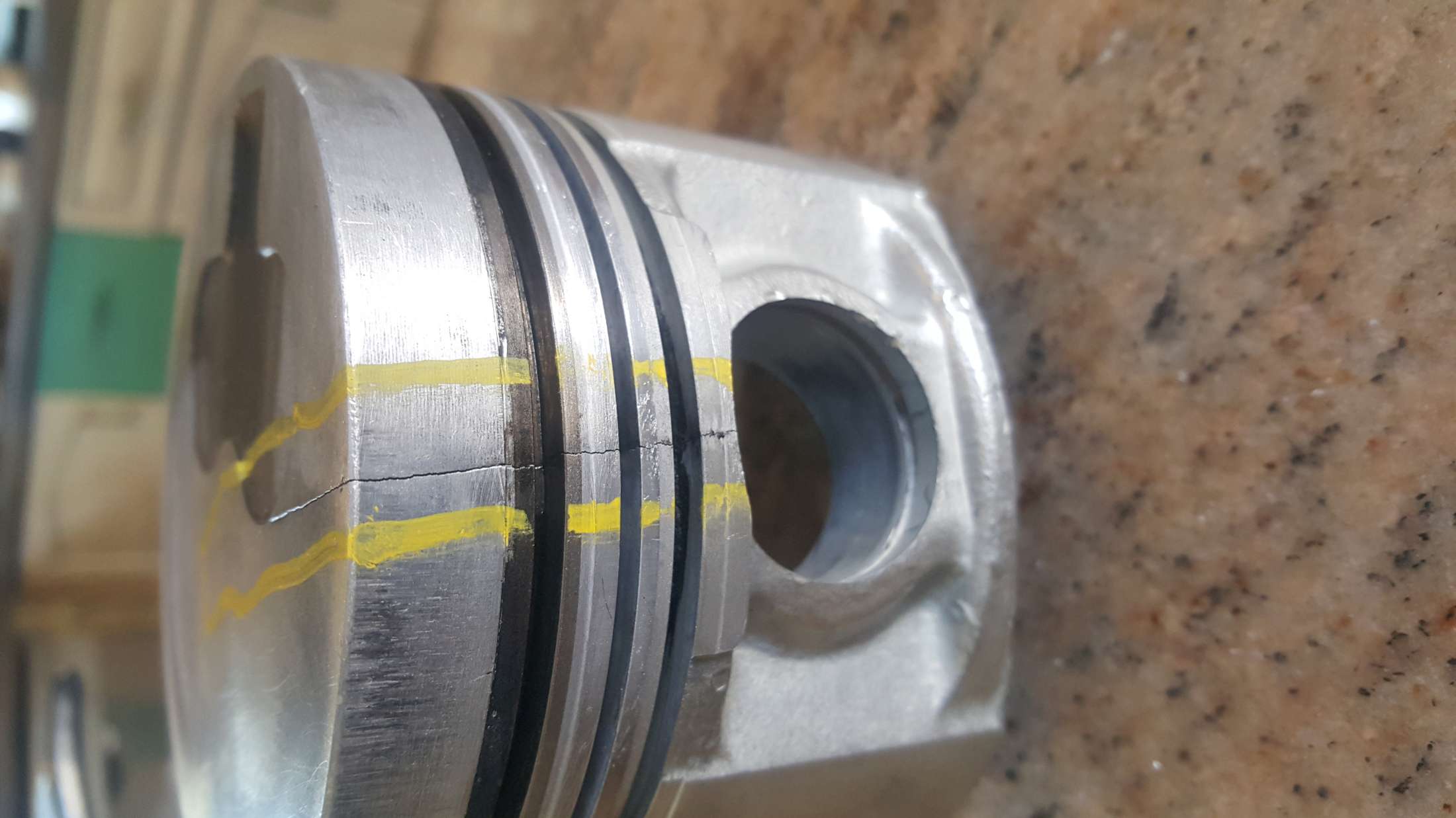 piston4-2200.jpg