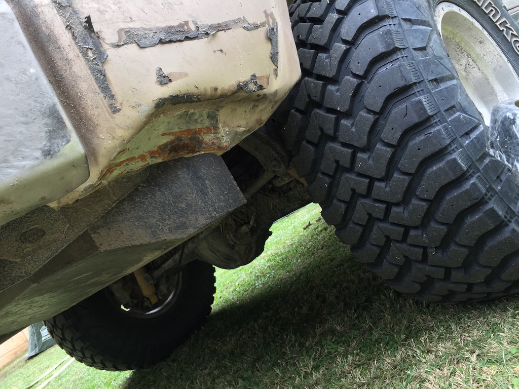 TyreBurstDamage1.JPG