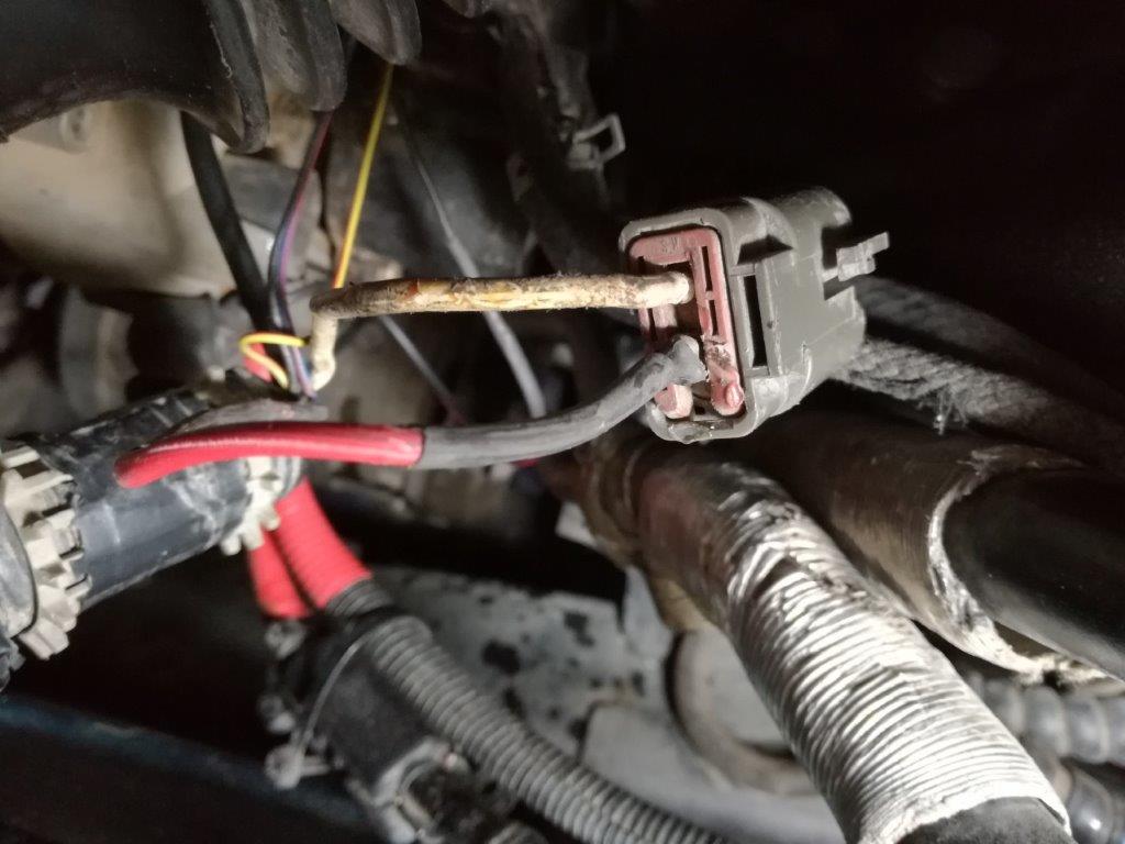 Alternator -charge cable repair 1.jpg