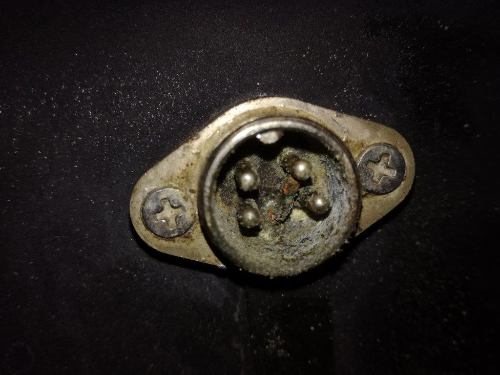 29 badly corroded solenoid controller plug with broken terminal.jpg