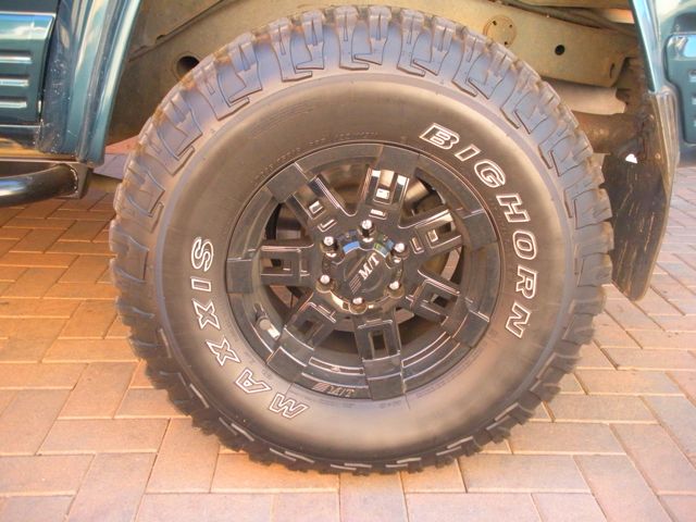 Aug 2010 MT with 285 75 16.jpg