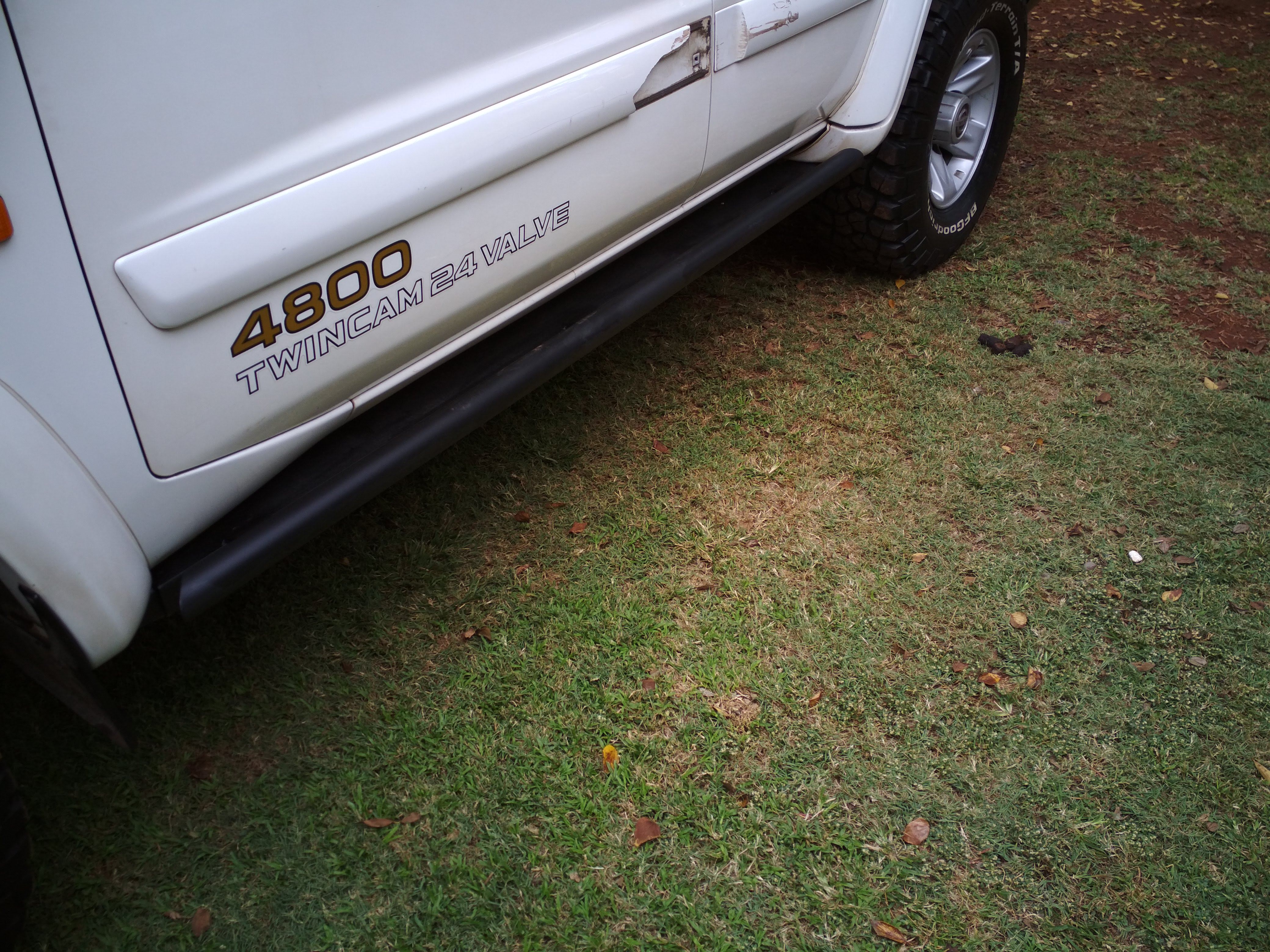 20190407 Nissan Patrol rock sliders IMG_20190407_151437.jpg
