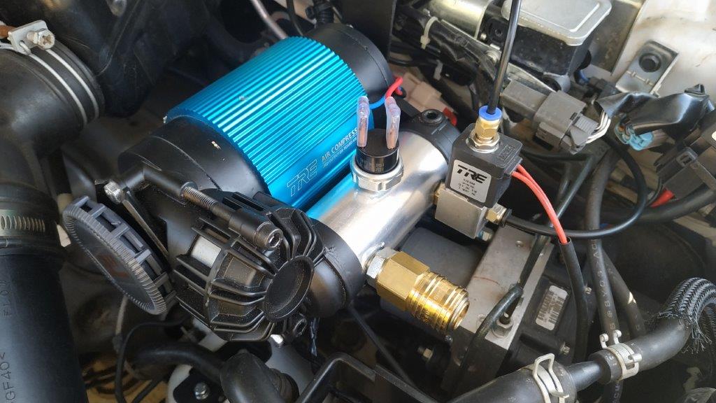 Locker compressor 1.jpg