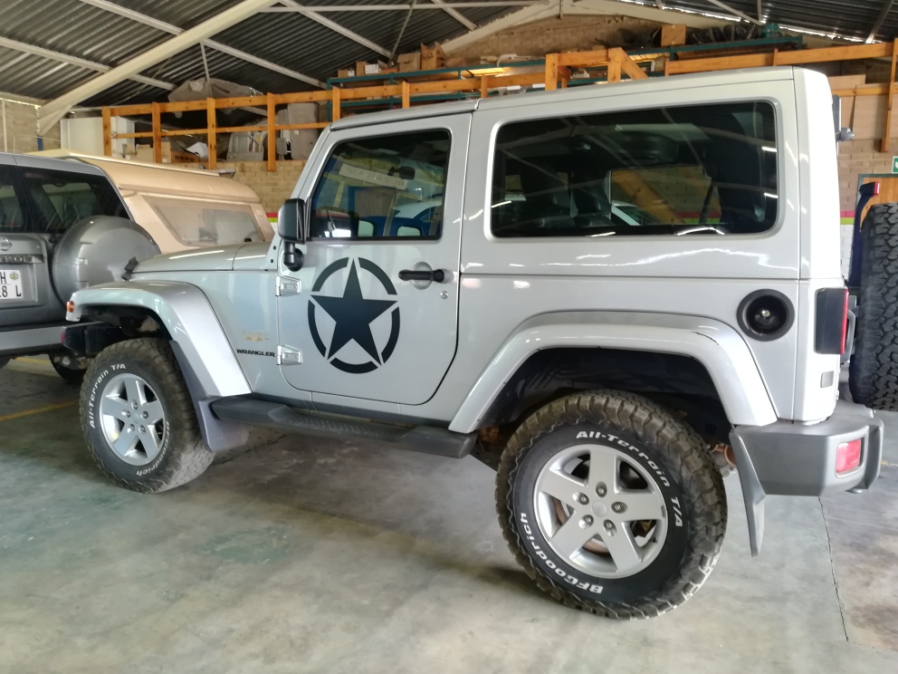 Jeep Wrangler before RAPTOR were done.