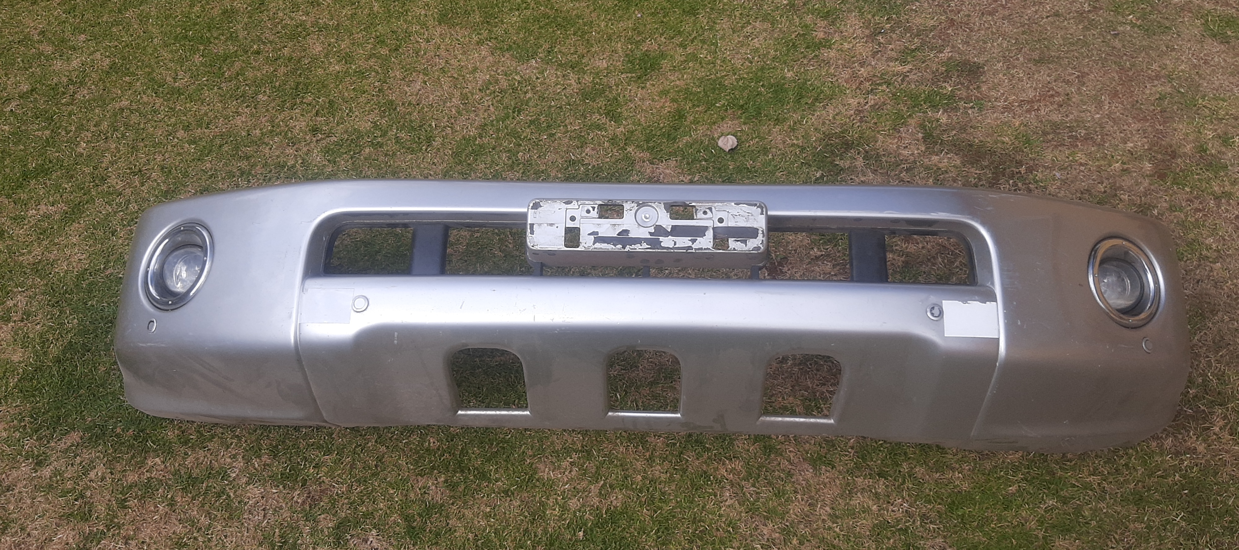 2008 Patrol Front bumper with driving lights.jpg