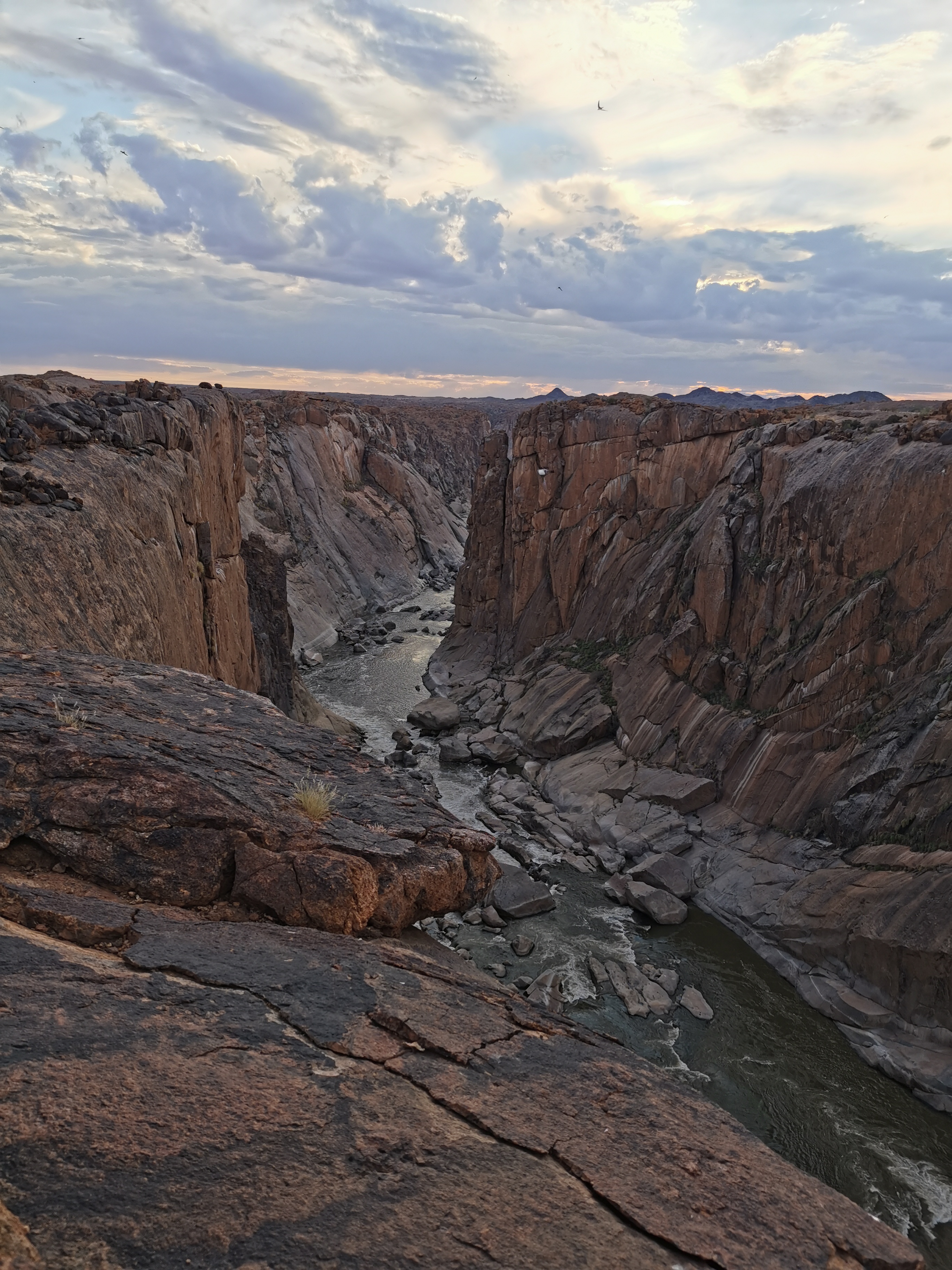 Augrabies gorge trail
