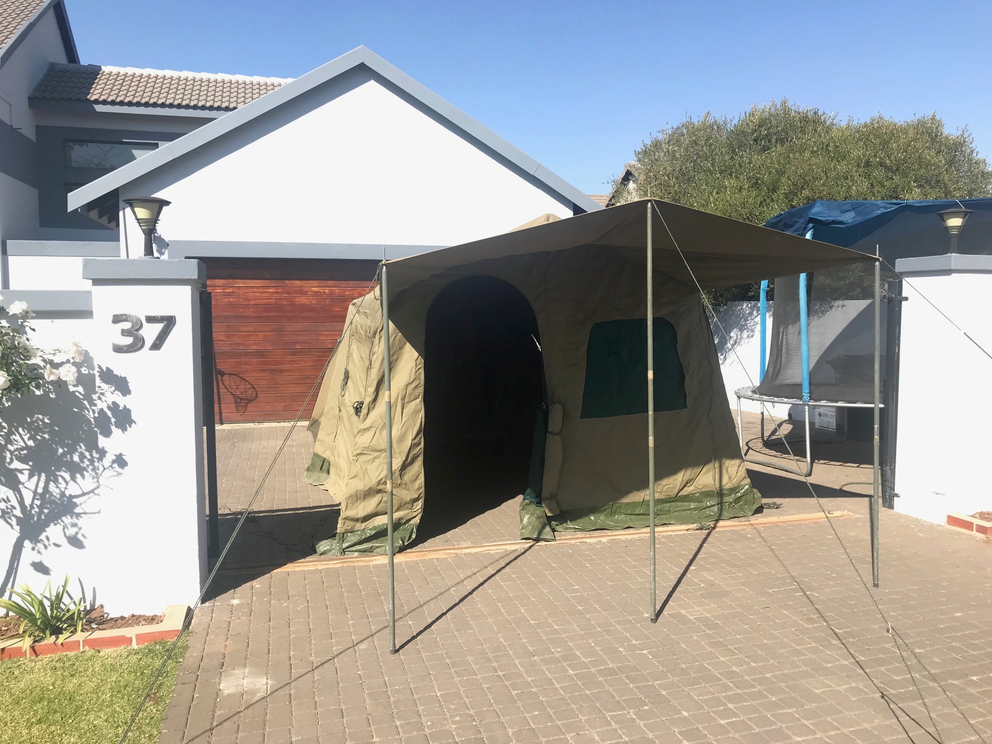 Tent7.jpg