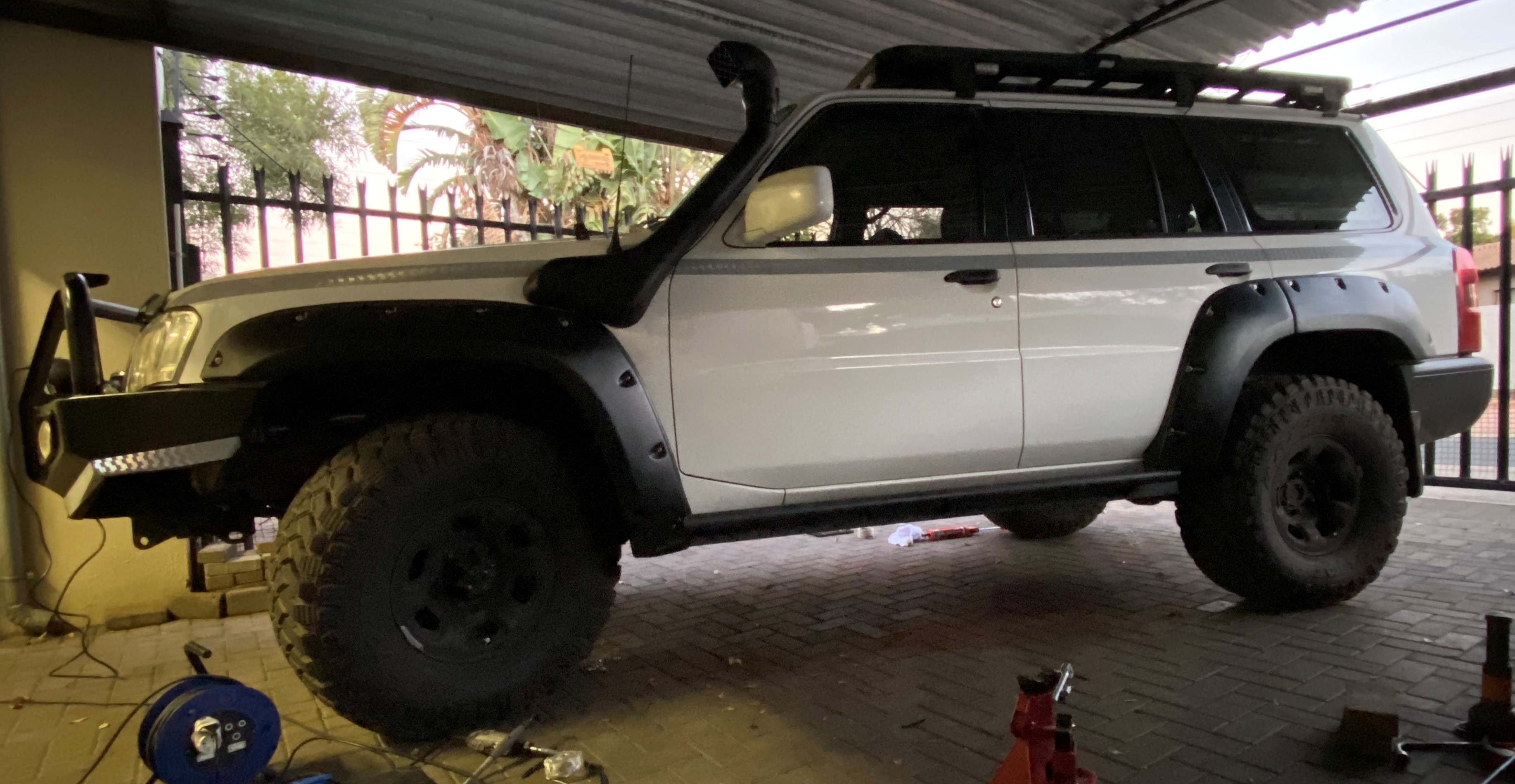 Rock sliders back on