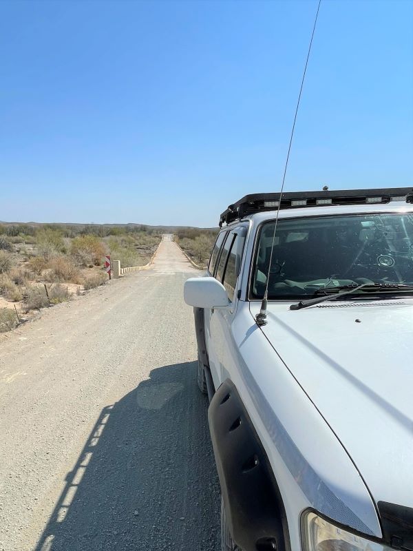 Gravel road between Leeu-Gamka and Prince Albert