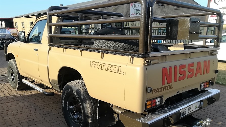 RAPTOR - Nissan Kaki