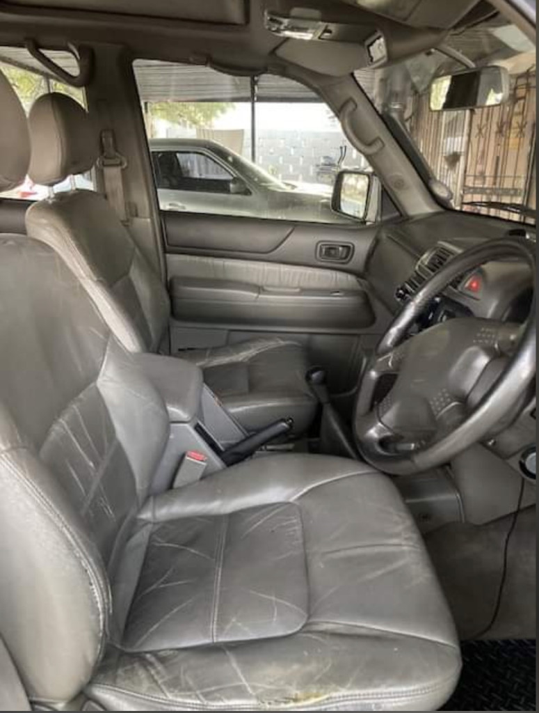 Front Seats.jpg