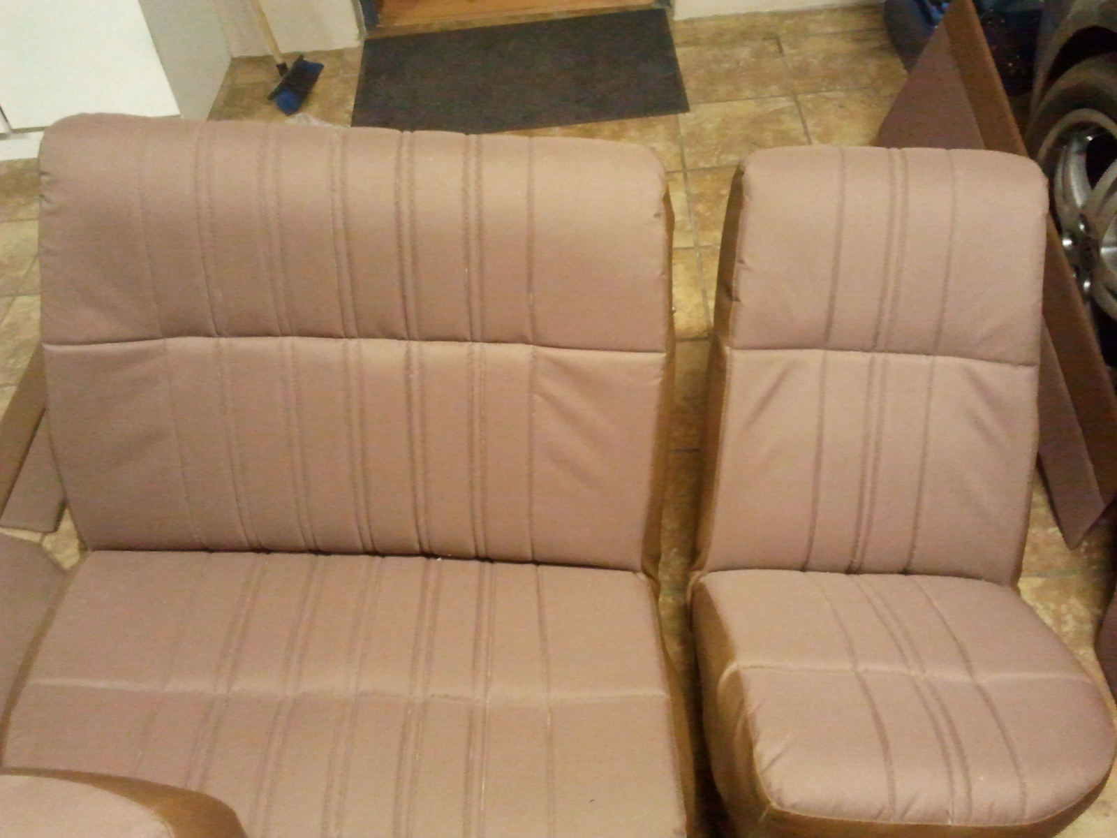 Agter sitplekke