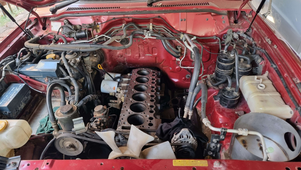01 Engine Bay-4000.jpg