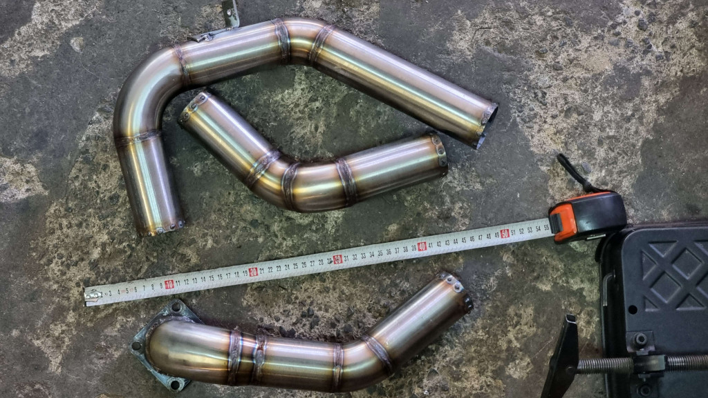19 Pipe build 5-4000.jpg