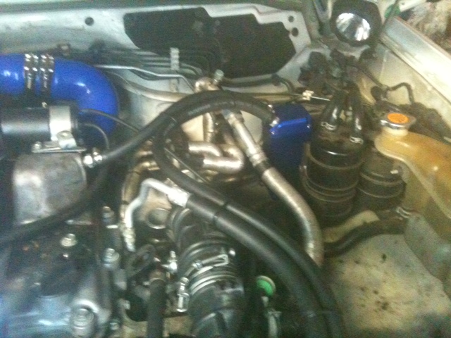 Die nuwe Oil Catch can met sy pype