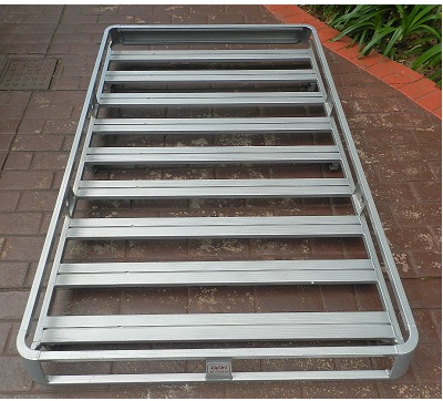 Roofrack 001.JPG