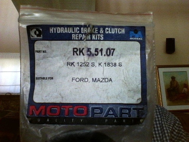 Patrol Rear Calliper  Seals.JPG