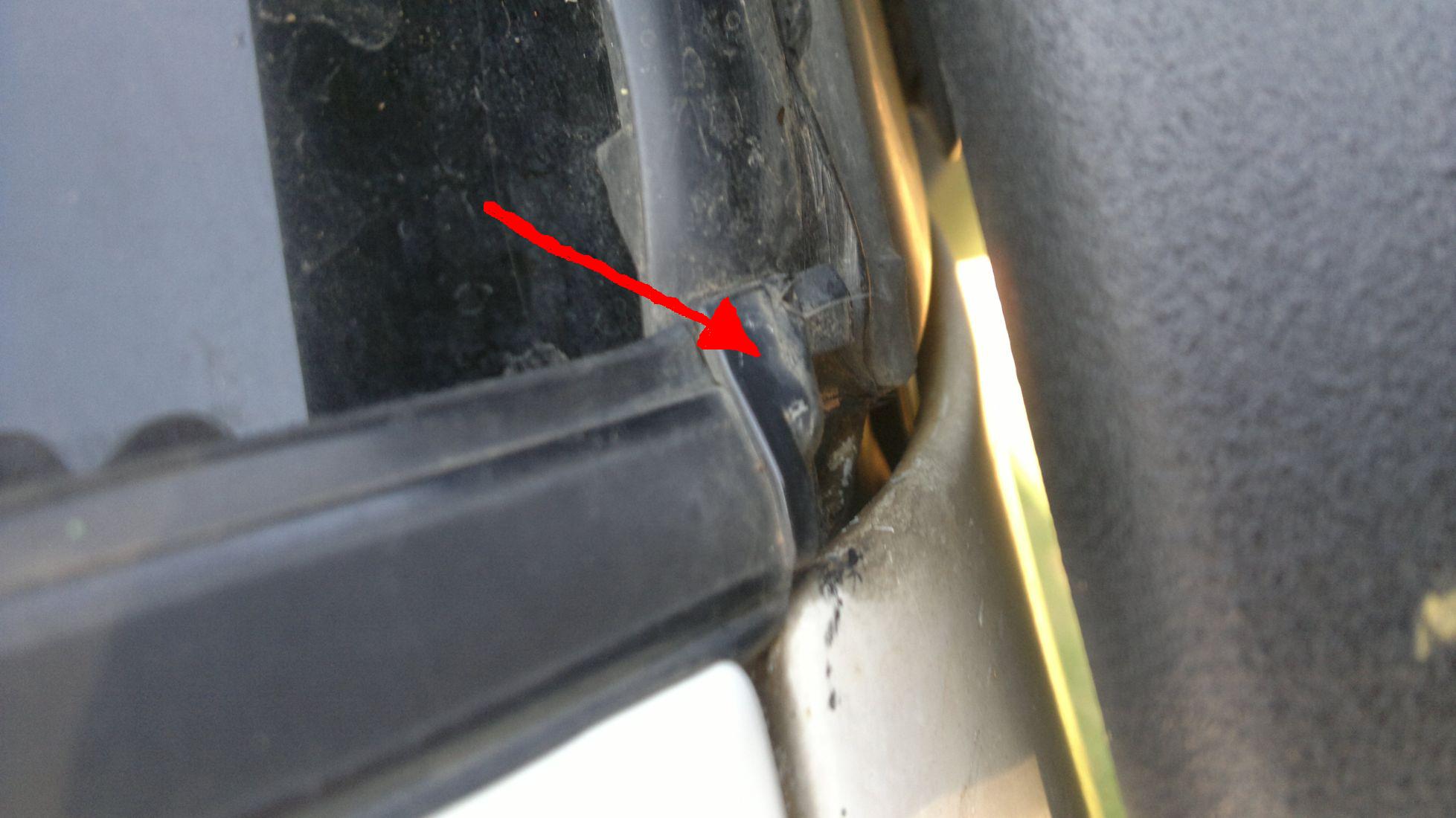 this thingy....but for the drivers side