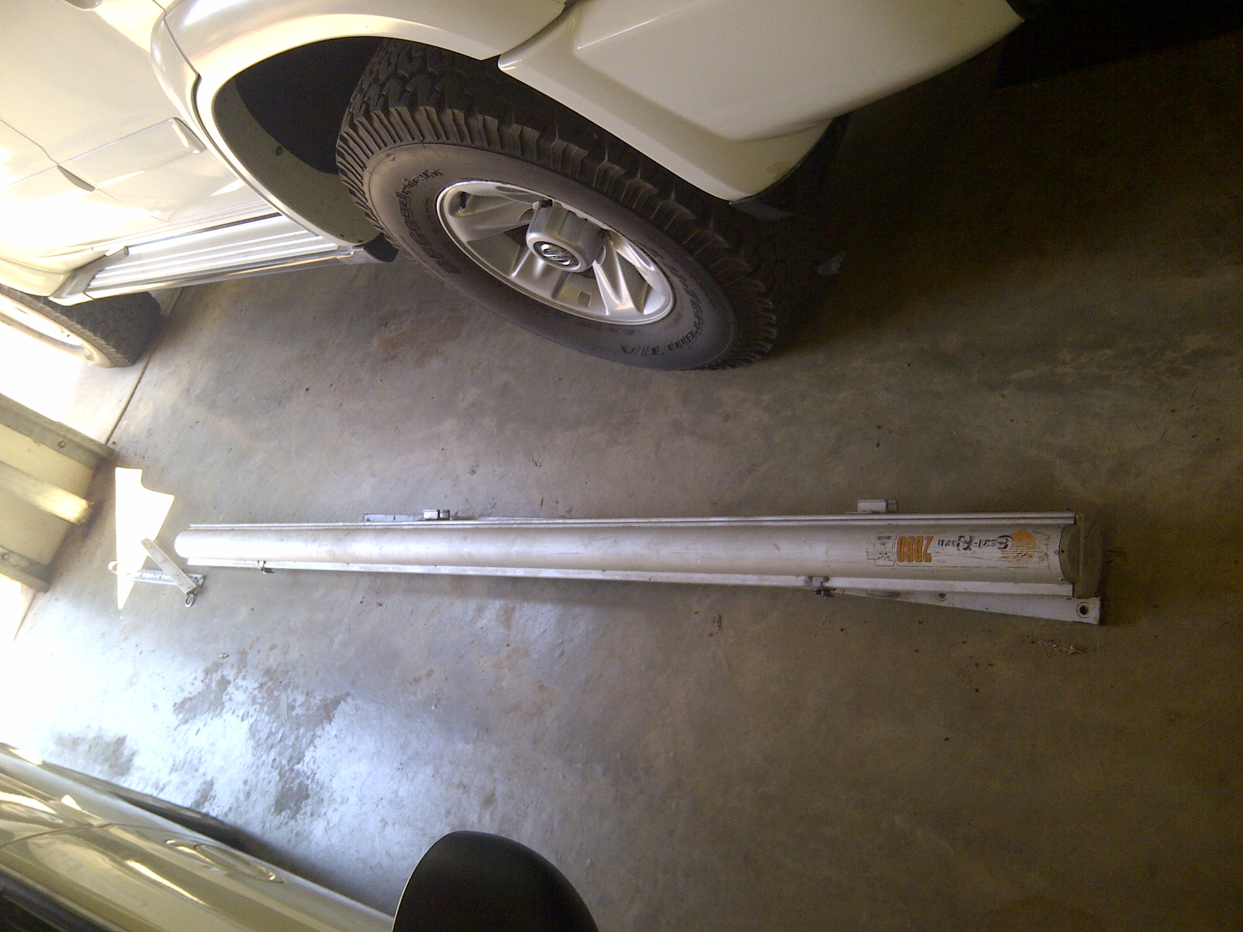 Eeziawn is al daar maar ek soek nog die roofrack