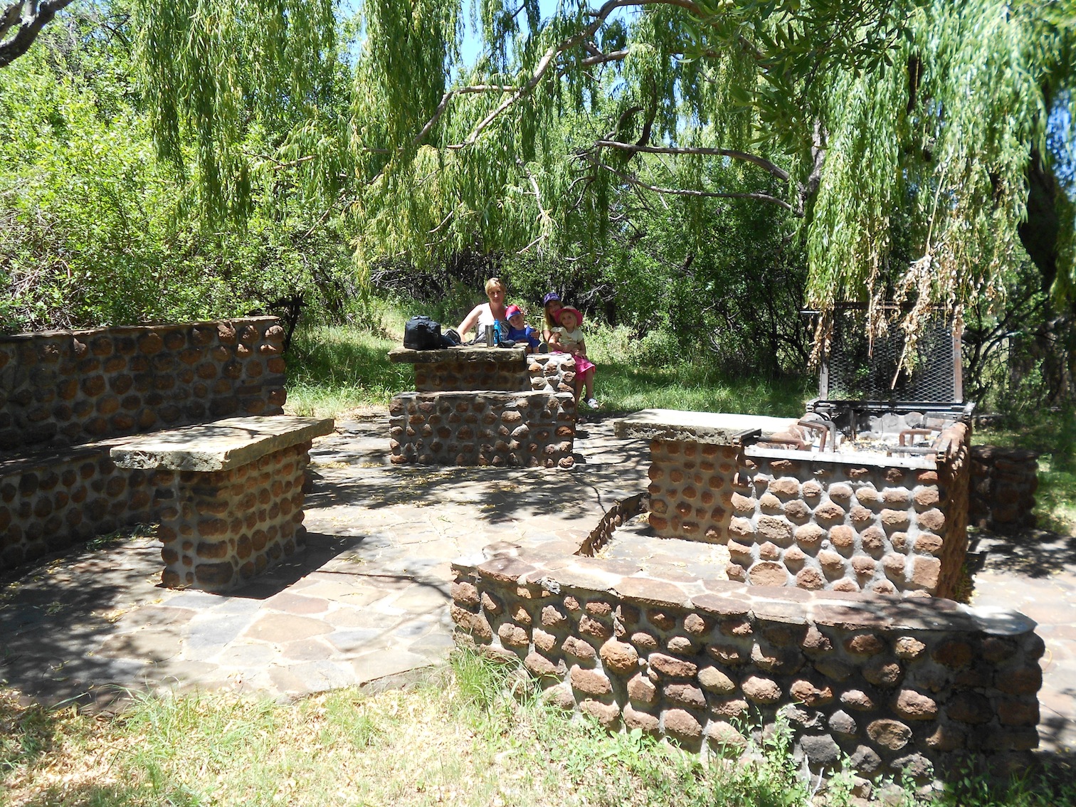 18TussenRivierePicnicSite.JPG
