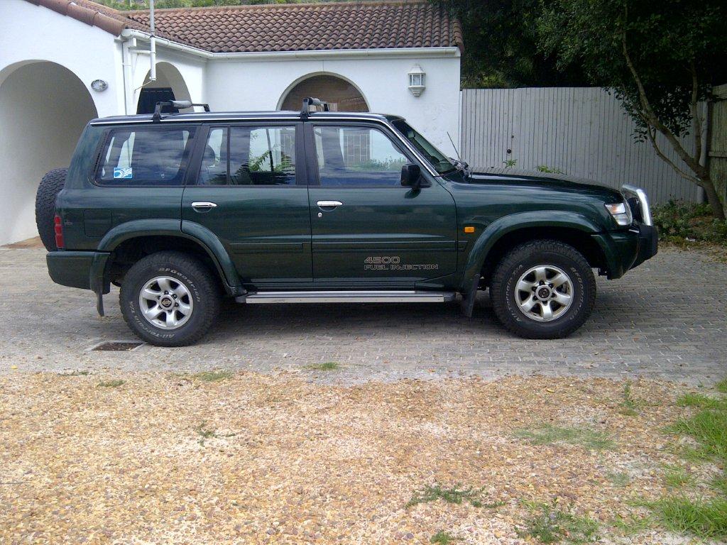 Nissan Patrol 2000 (5).jpg