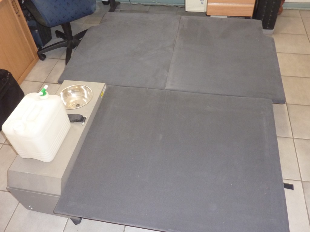 Sleeping platform complete