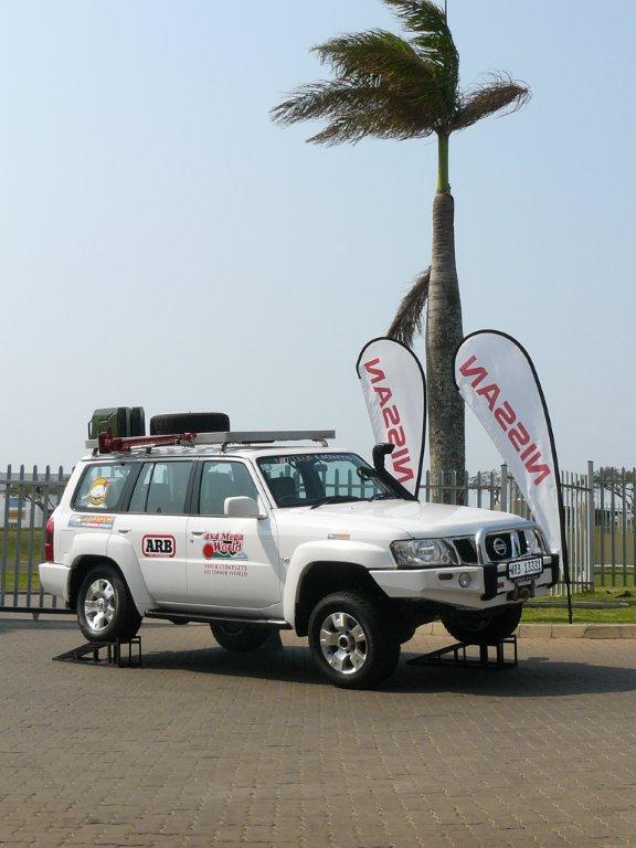 Roofrack, Highlift jack &amp; Jerry cans + 6th Sparewheel