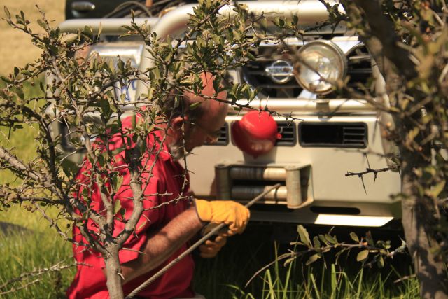 Kobus operating his winch.