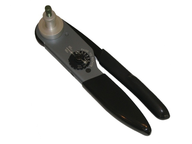 deutsch crimping tool.jpg