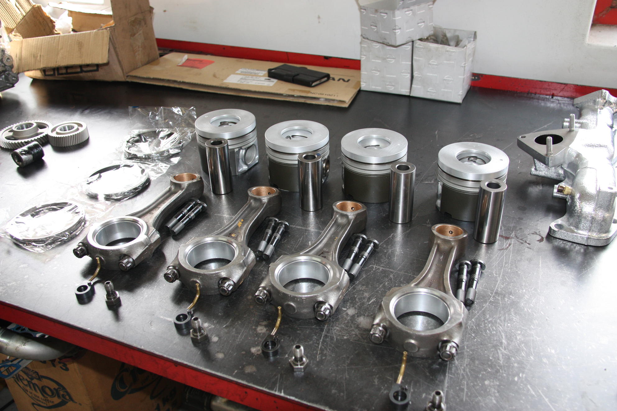 Pistons coated &amp; ready to install.