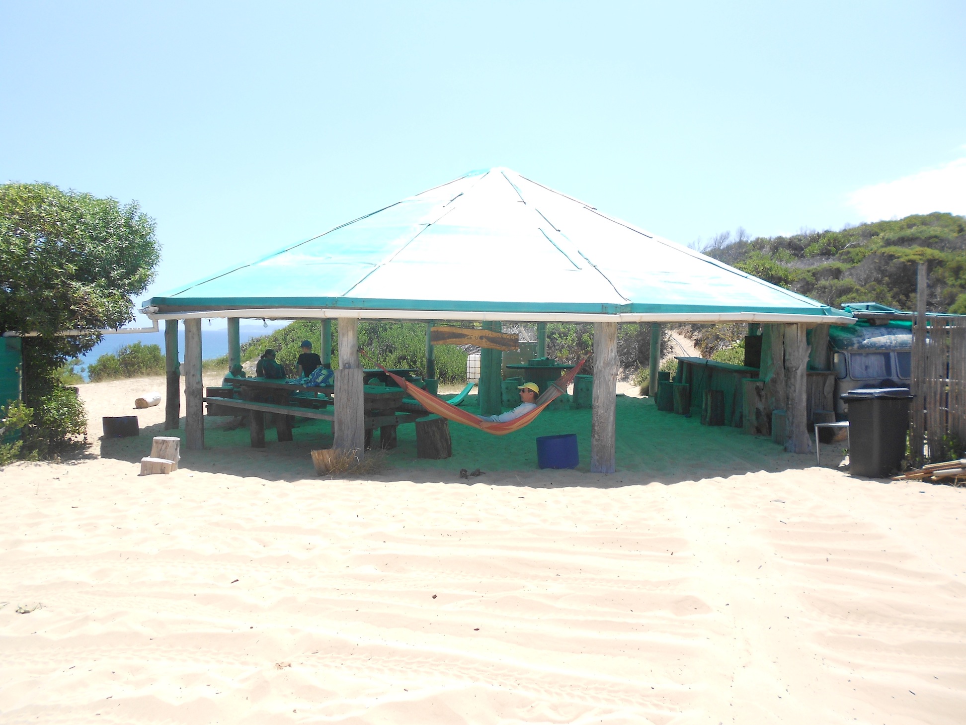 Paradise4x43.JPG