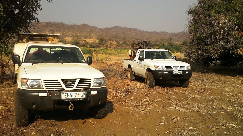 Landmine country close te Zambezi Tete.jpg