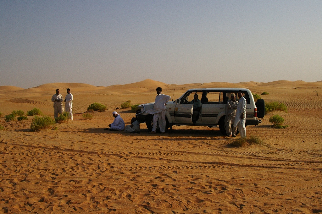 The Toyota guys dont even park near the Patrols in AbuDhabi.jpg