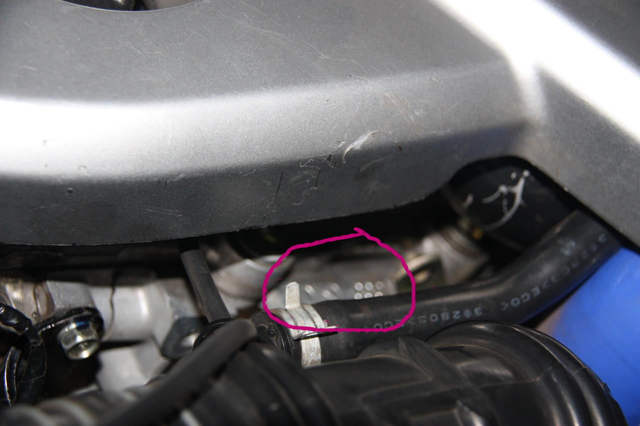 The Engine No is circled - I hope you can make out the location.